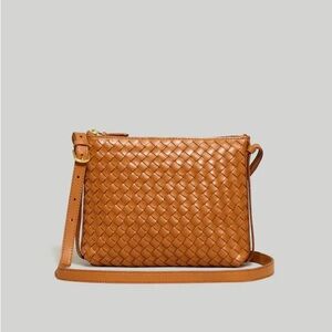 Crossbody Bag in Handwoven Leather